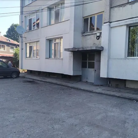 централ Lägenhet *